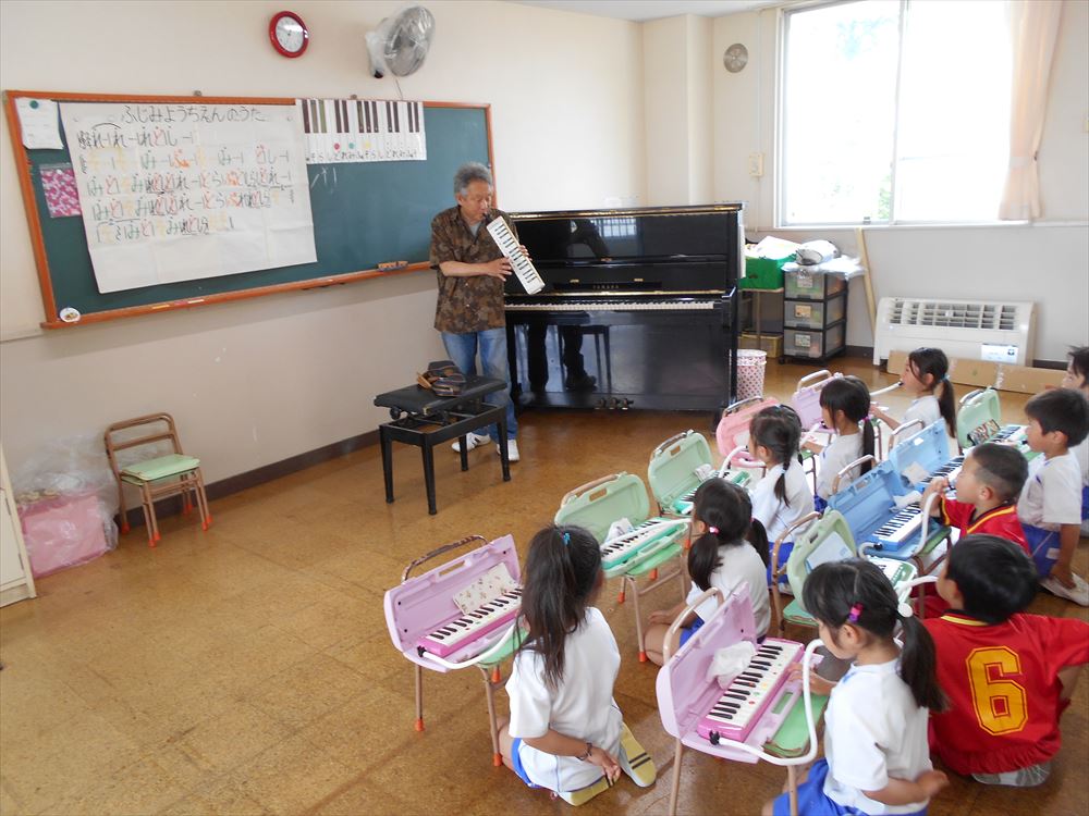 清瀬富士見幼稚園 - 園日記 - メロディン指導がありました